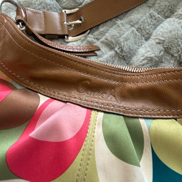 Coach purse - Picture 5 of 9